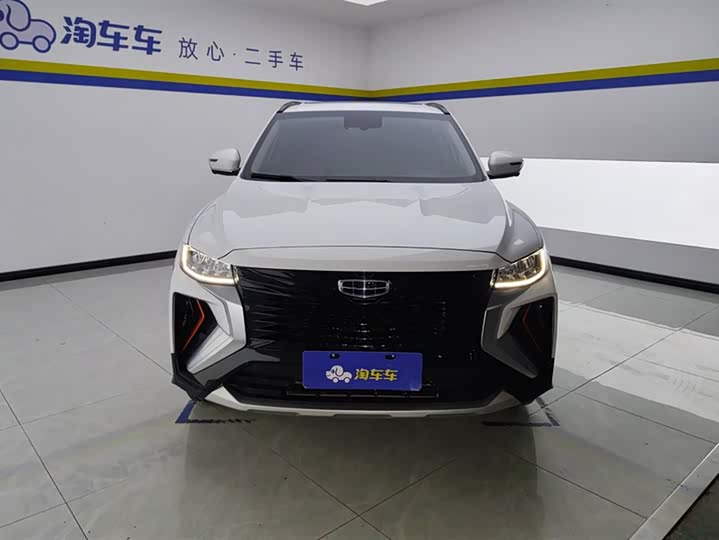 Фото 2 - Geely Atlas