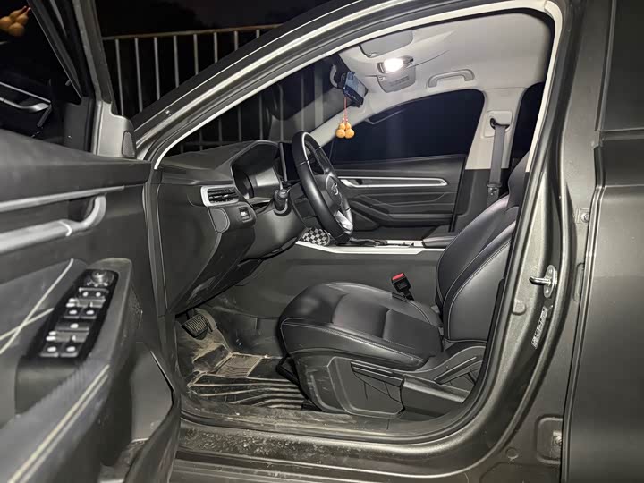 Фото 3 - Geely Emgrand