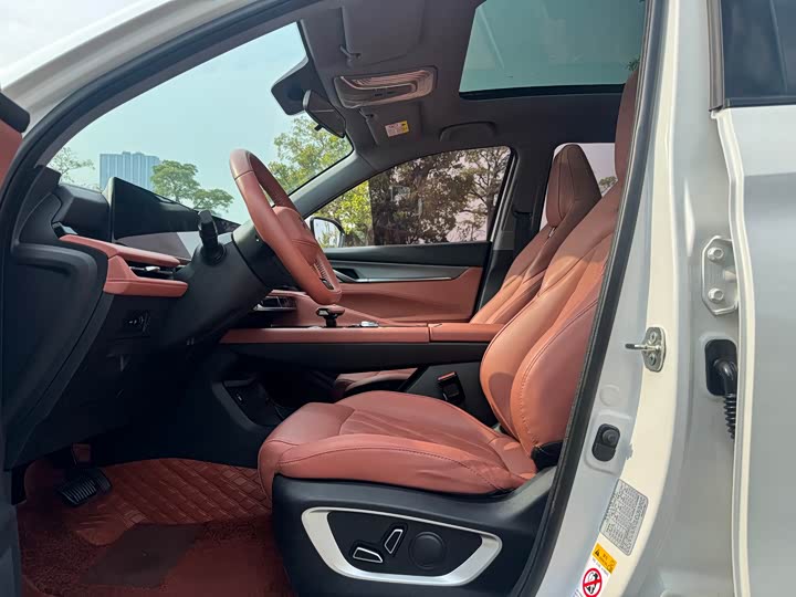 Фото 4 - Changan CS75 Plus