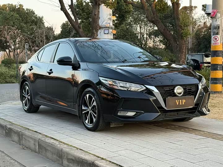 Фото 3 - Nissan Sylphy