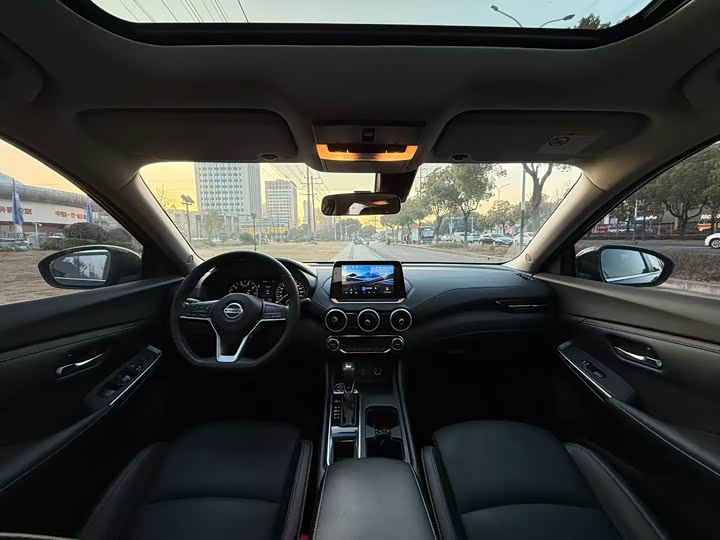 Фото 5 - Nissan Sylphy