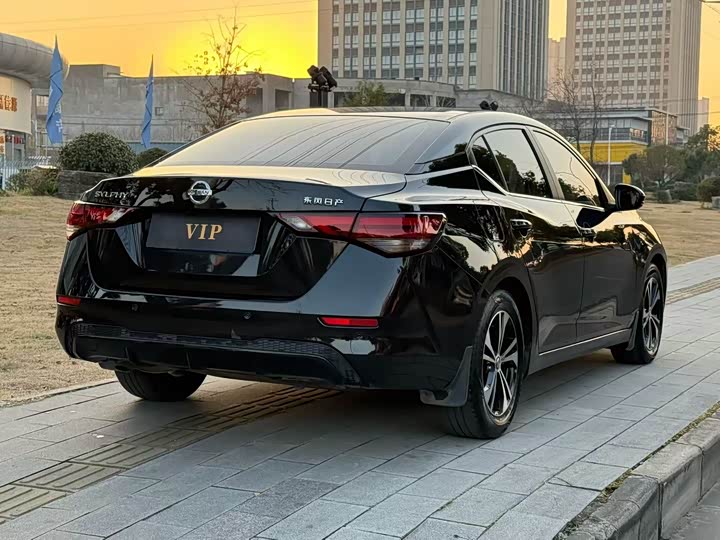 Фото 7 - Nissan Sylphy