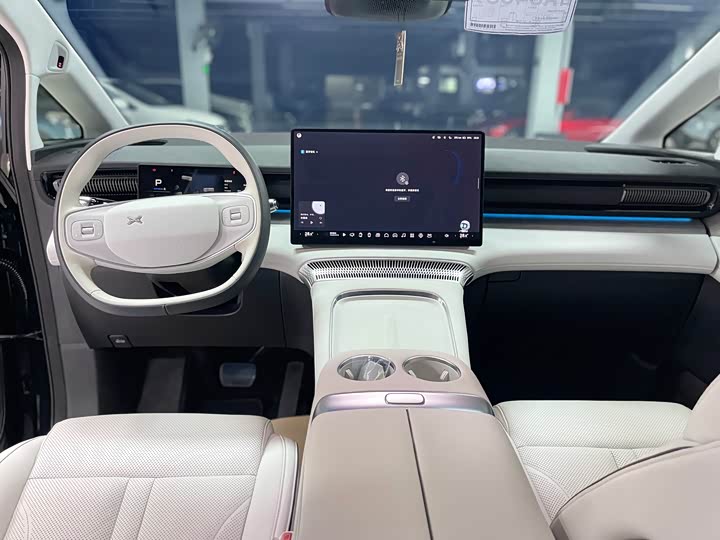 Фото 5 - XPeng X9