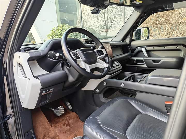 Фото 4 - Land Rover Defender