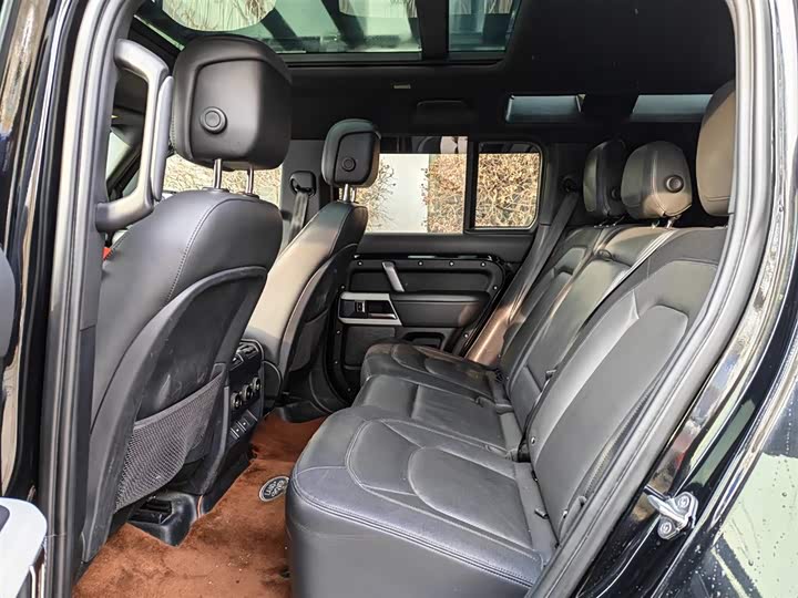 Фото 6 - Land Rover Defender