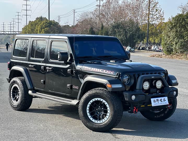 Фото 3 - Jeep Wrangler