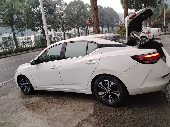 Фото 5 - Nissan Sylphy