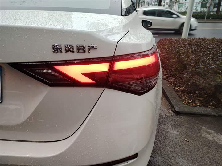 Фото 8 - Nissan Sylphy