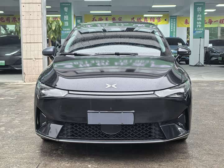 Фото 1 - XPeng P5