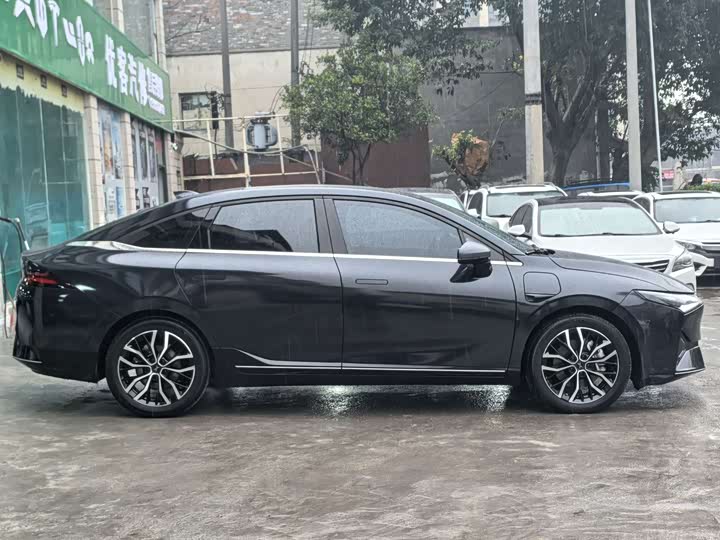 Фото 5 - XPeng P5