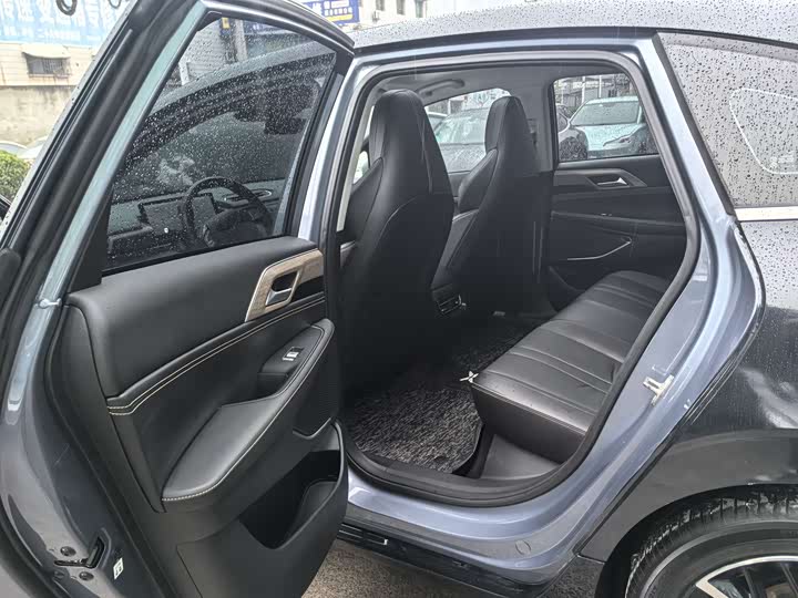 Фото 8 - XPeng P5