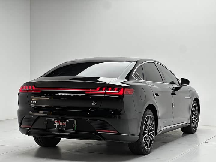 Фото 4 - BYD Han