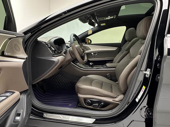 Фото 7 - BYD Han