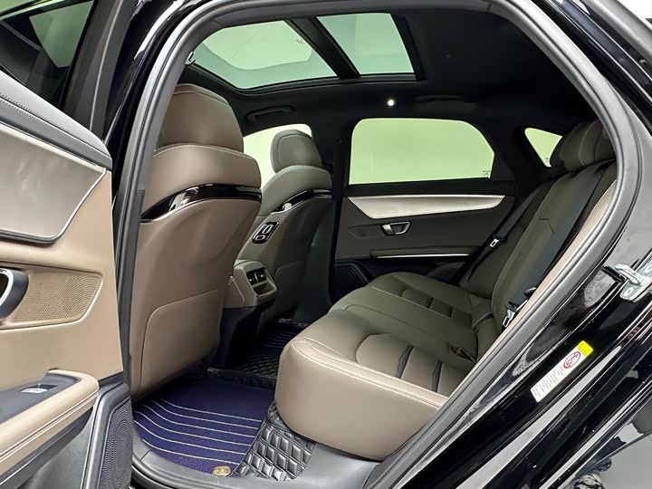 Фото 8 - BYD Han