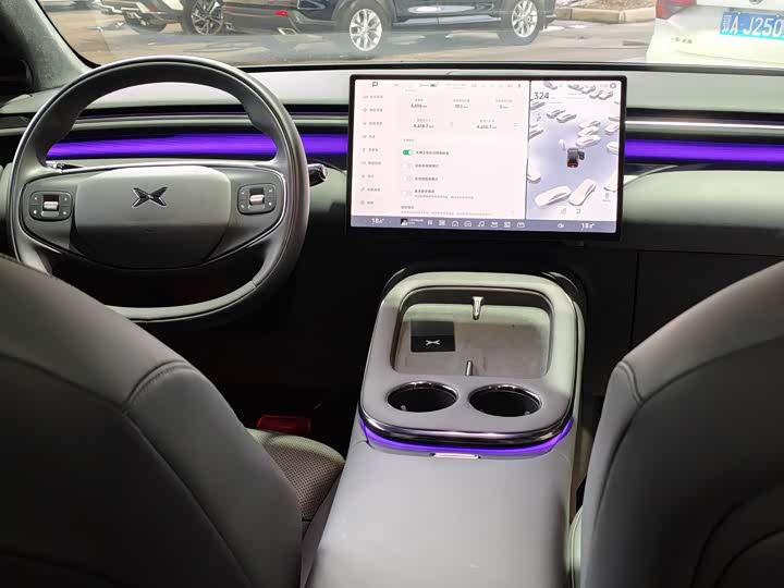 Фото 6 - XPeng G7