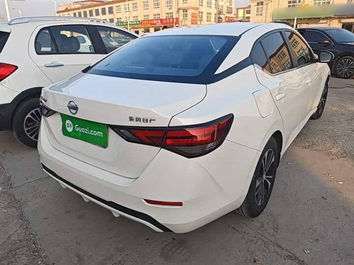 Фото 7 - Nissan Sylphy