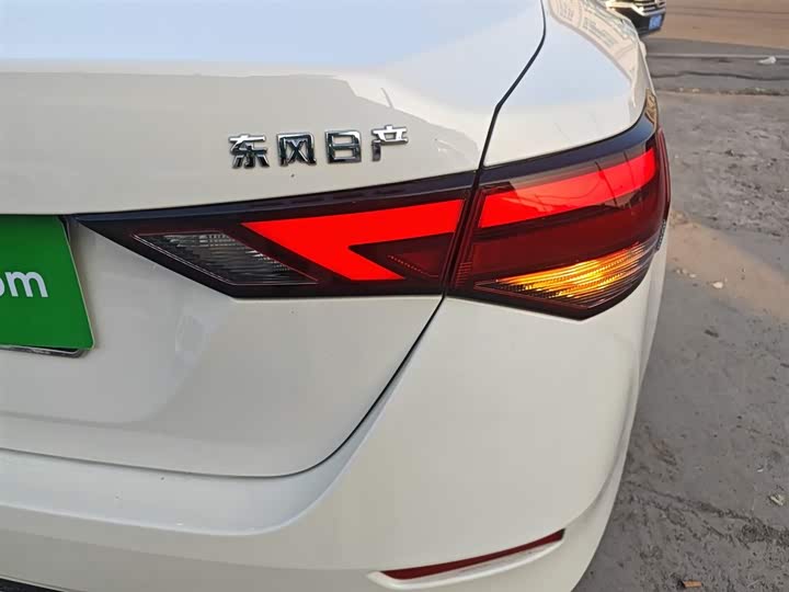 Фото 8 - Nissan Sylphy