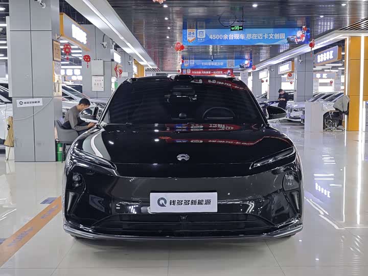 Фото 2 - Nio ET5T