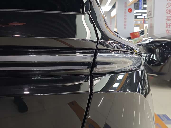 Фото 5 - Nio ET5T