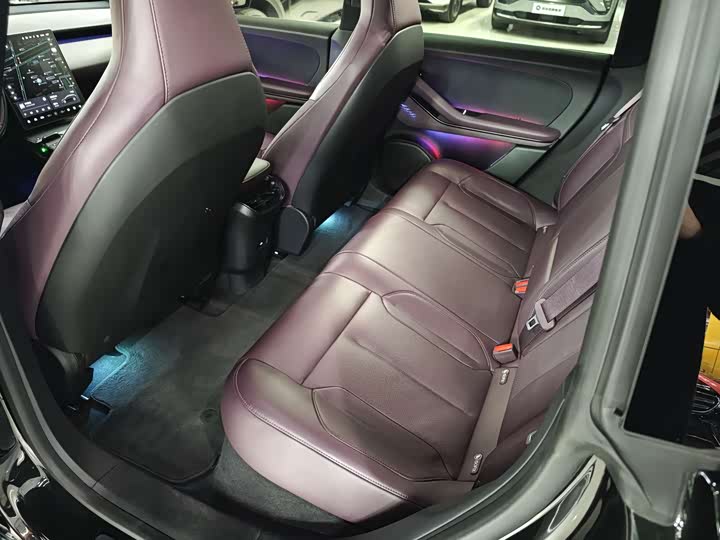 Фото 9 - Nio ET5T