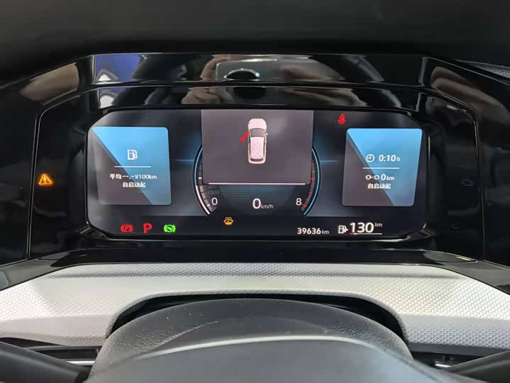 Фото 8 - Volkswagen Golf