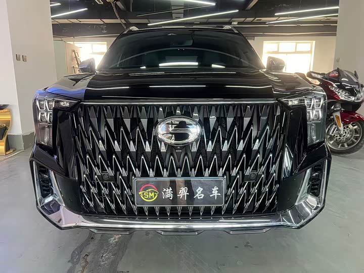 Фото 2 - GAC Trumpchi GS8