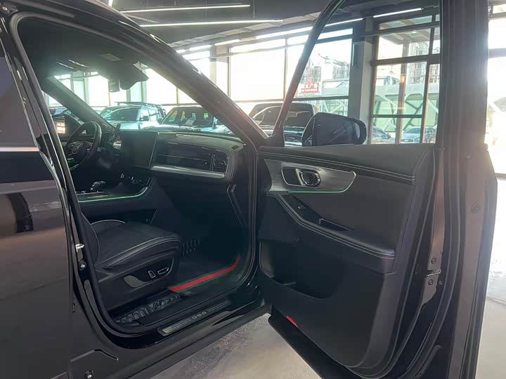 Фото 5 - GAC Trumpchi GS8