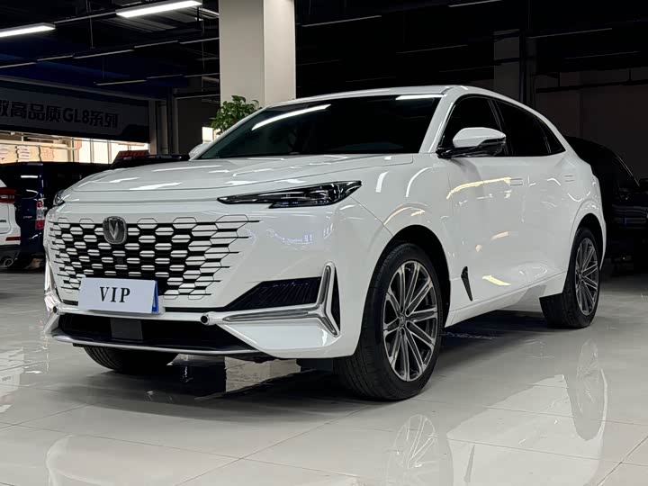 Фото 1 - Changan UNI-K