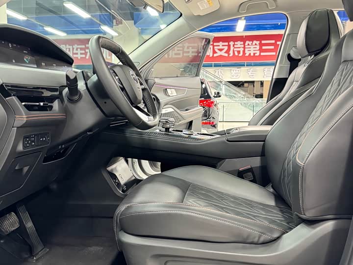 Фото 9 - Changan UNI-K