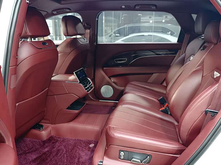 Фото 6 - Bentley Bentayga