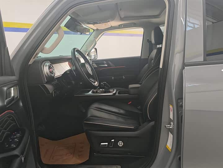 Фото 9 - Tank 300