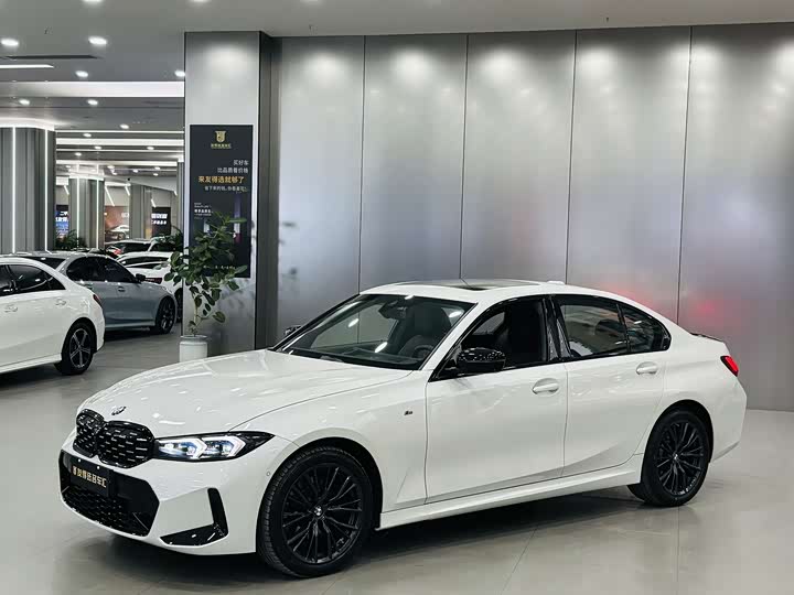 Фото 1 - BMW 3 Series