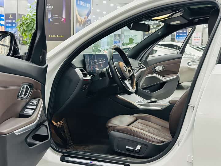 Фото 4 - BMW 3 Series