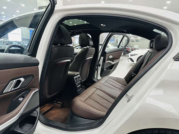 Фото 5 - BMW 3 Series