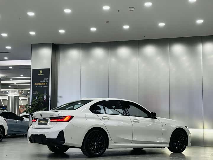 Фото 7 - BMW 3 Series