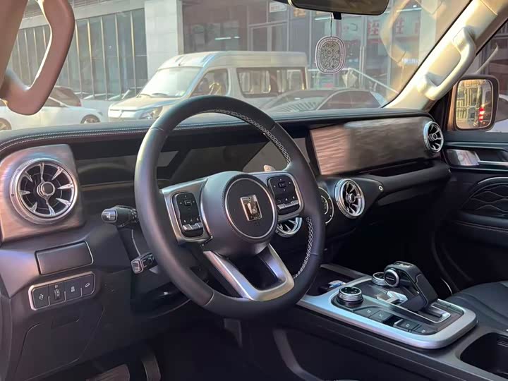 Фото 8 - Tank 300