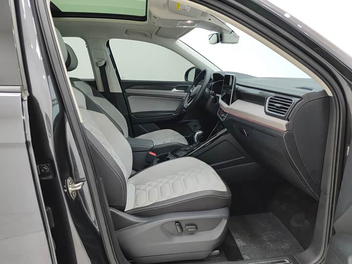 Фото 8 - Volkswagen Tayron