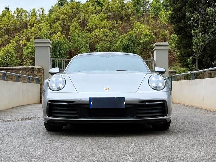 Фото 2 - Porsche 911