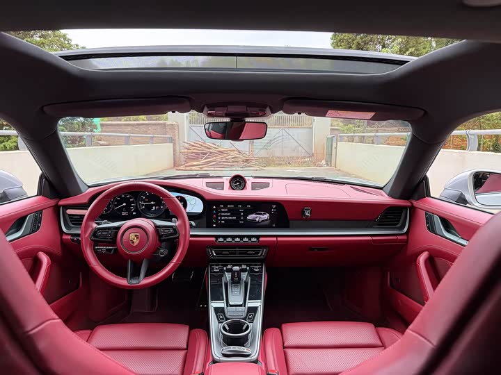 Фото 8 - Porsche 911