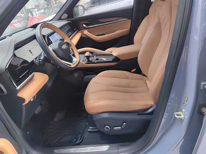 Фото 7 - Geely Monjaro L Hybrid