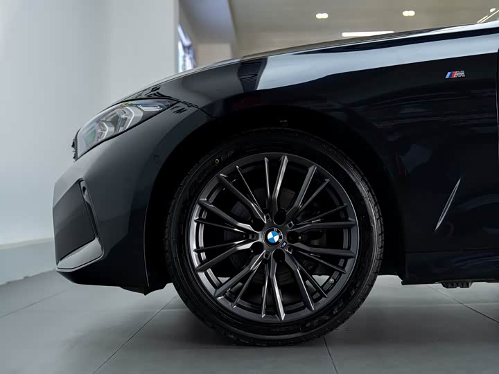 Фото 8 - BMW 3 Series