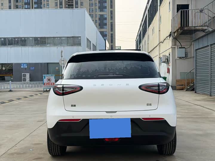 Фото 8 - Geely Galaxy Geome