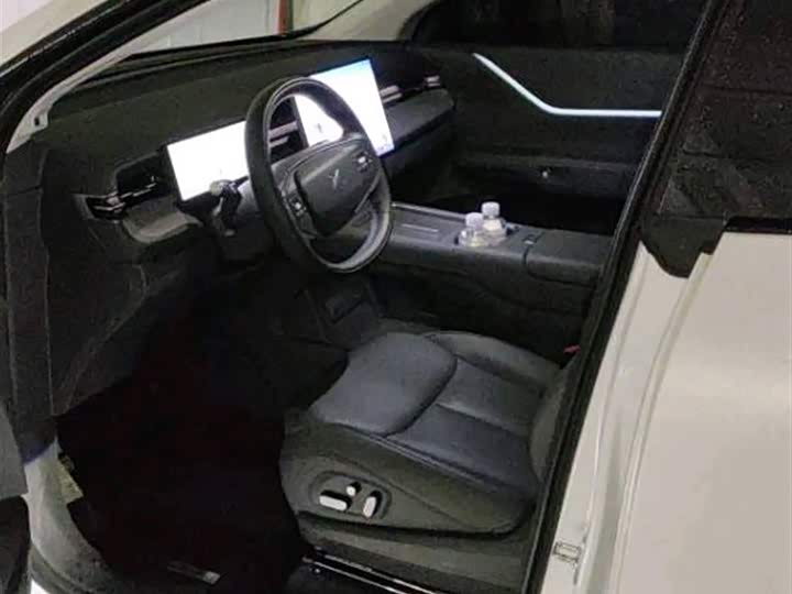 Фото 4 - XPeng G6