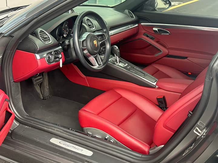 Фото 9 - Porsche Macan