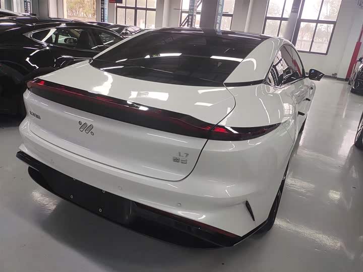 Фото 7 - IM motors L7