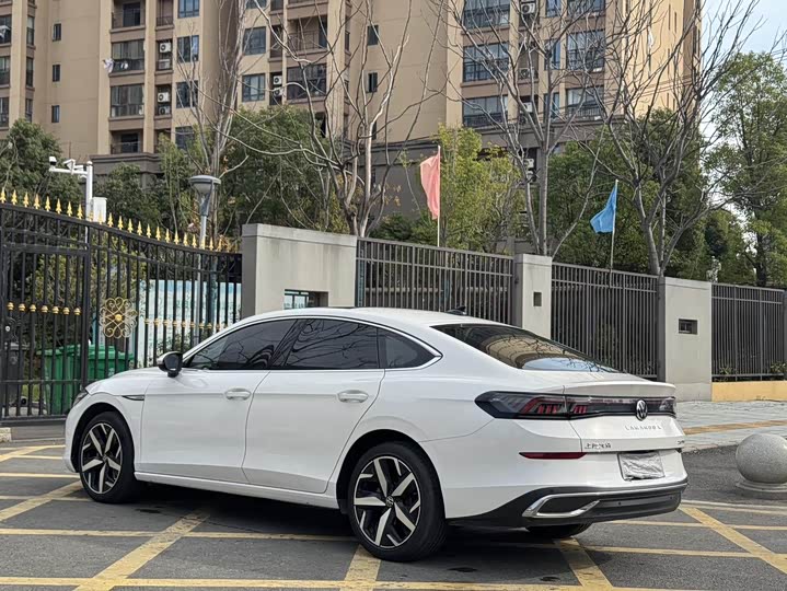 Фото 6 - Volkswagen Lamando L