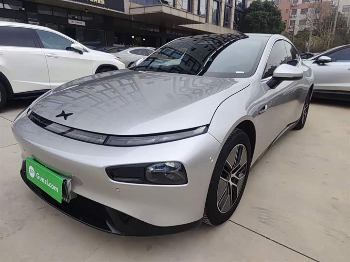 Фото 2 - XPeng P7