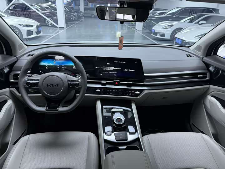 Фото 7 - Kia Sportage