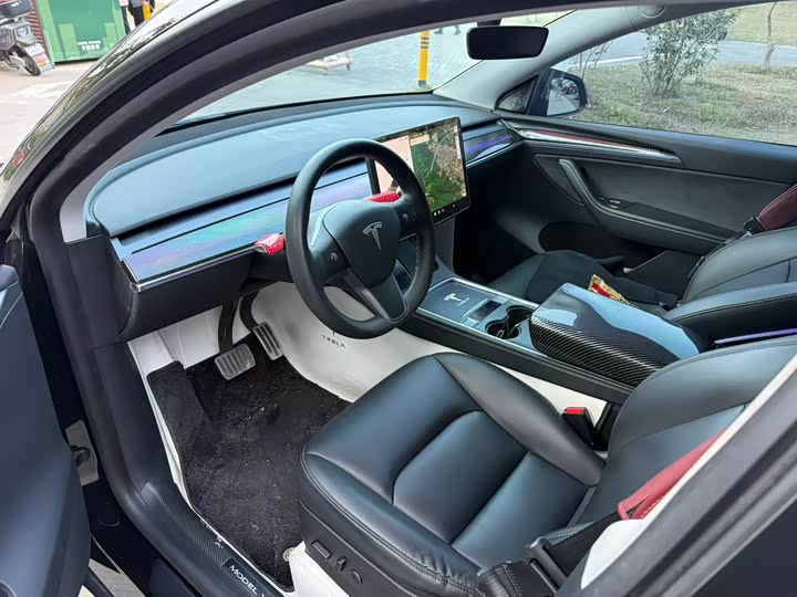 Фото 4 - Tesla Model Y