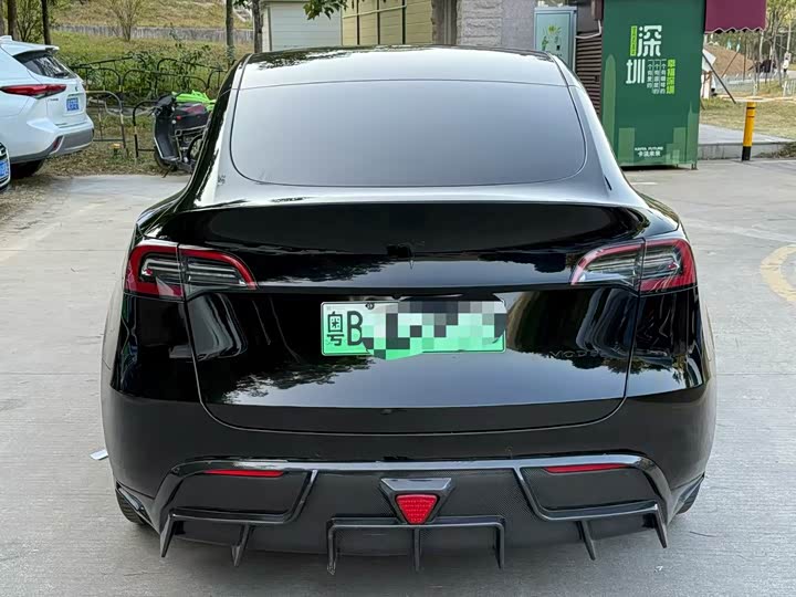Фото 7 - Tesla Model Y